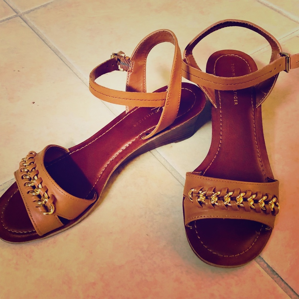 Tommy Hilfiger Brown Mojito Wedge Sandal Size 7M